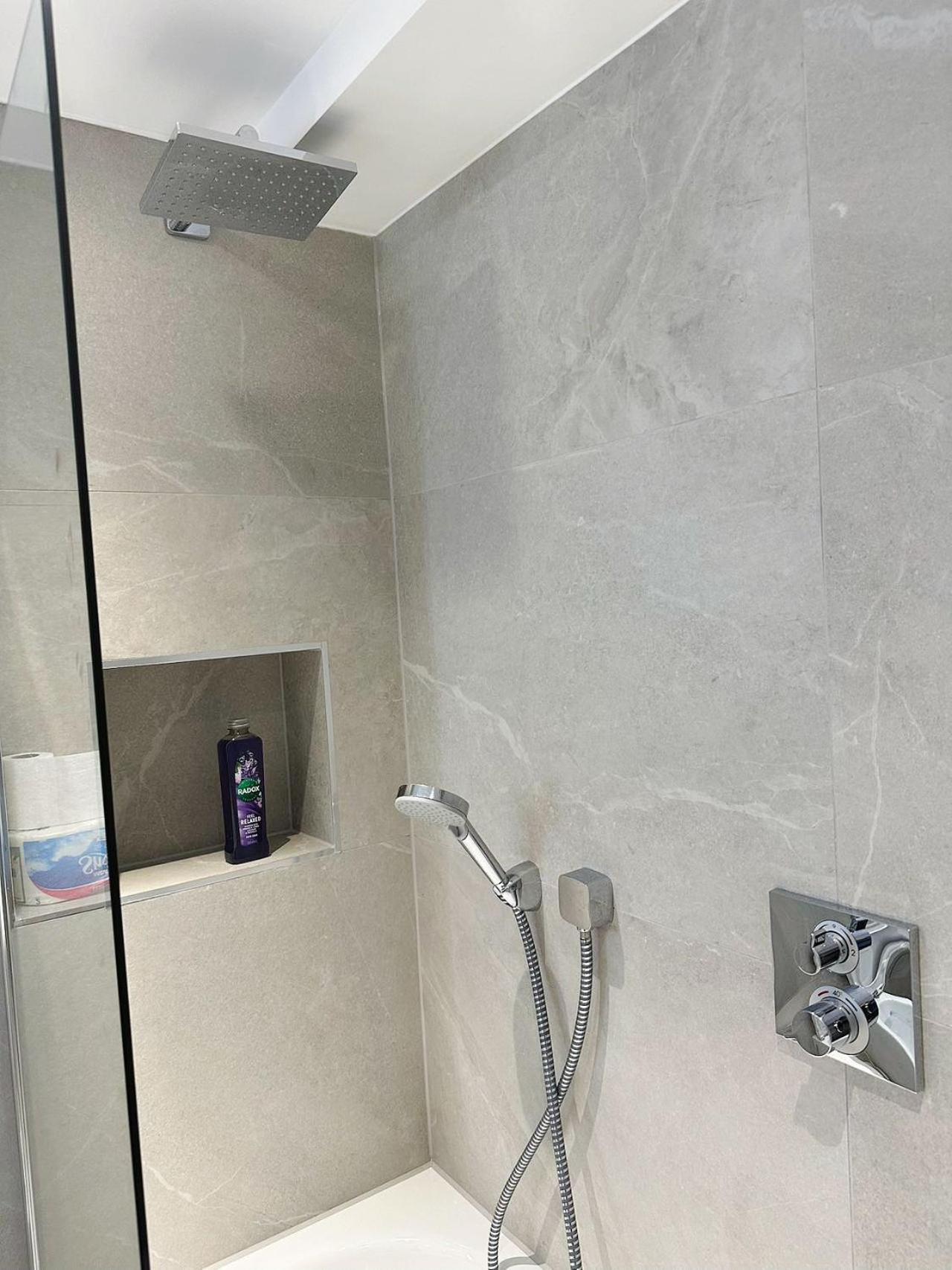 شقة Luxury Modern Flat Near Center لندن المظهر الخارجي الصورة