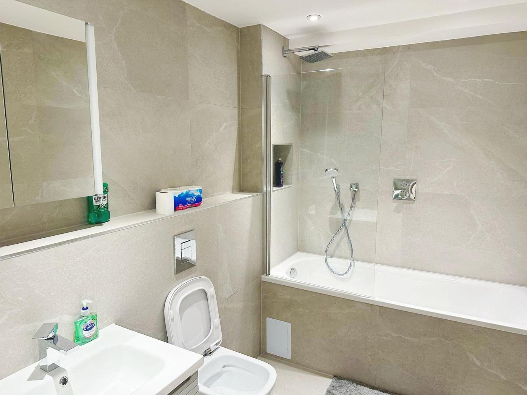 شقة Luxury Modern Flat Near Center لندن المظهر الخارجي الصورة
